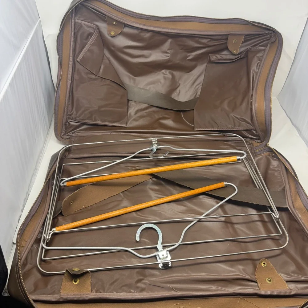 N/A vintage leather